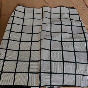 Black and White Classic Pencil Skirt - Gently used